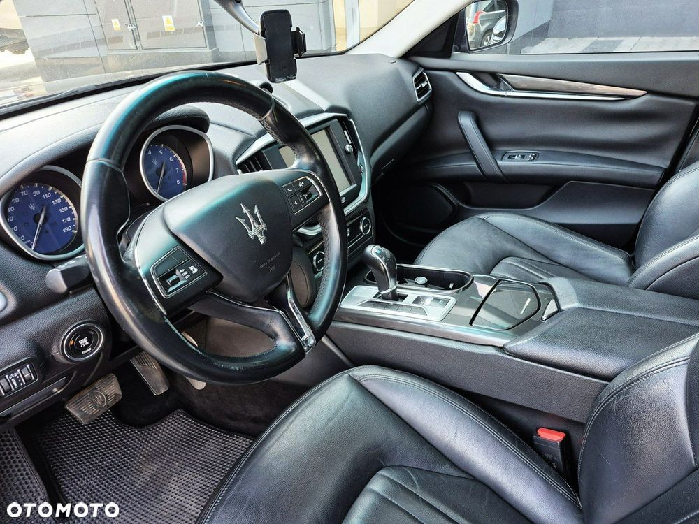 Maserati Ghibli - 11
