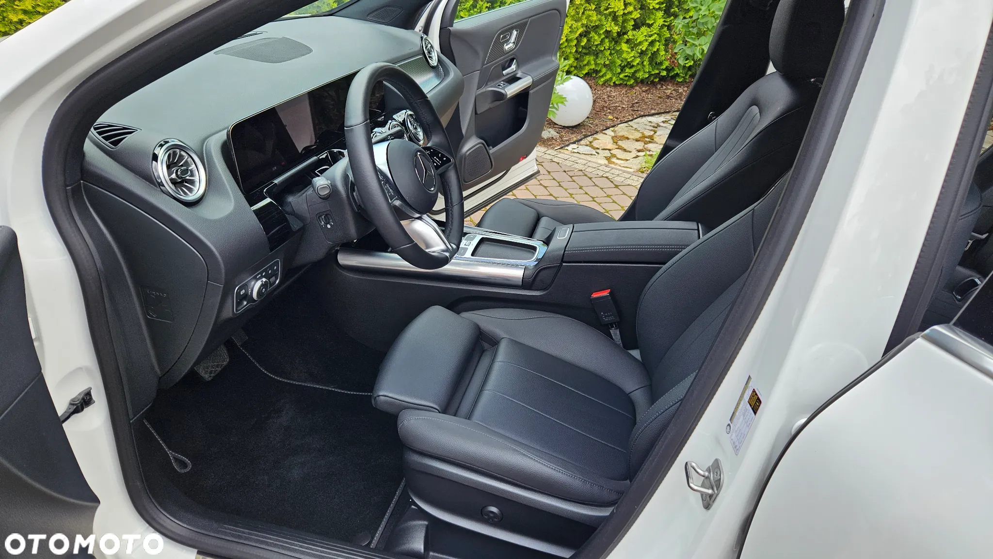 Mercedes-Benz GLA 250 4-Matic AMG Line - 23