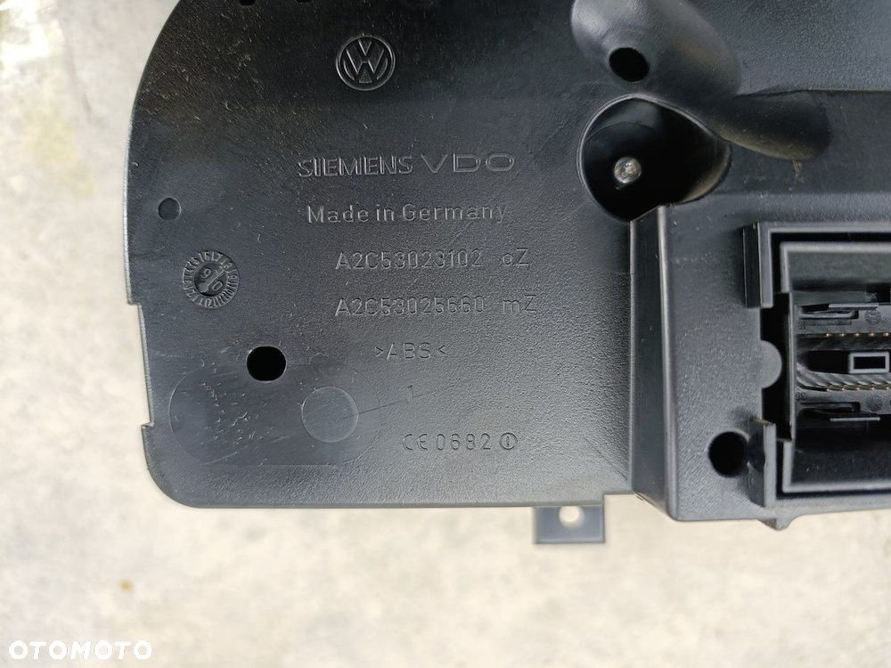 LICZNIK VW TOURAN I 1T0920862B A2C53023102 A2C53025660  VDO 2.0 16V - 5