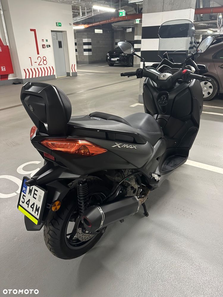 Yamaha X-max - 4