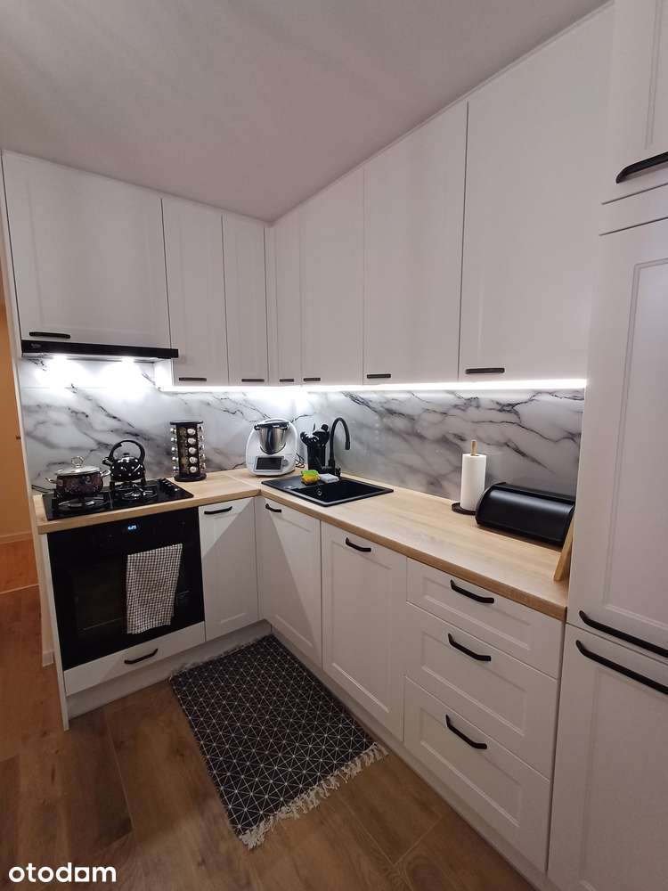 2-pokojowe mieszkanie po remoncie | balkon | piwnica | Os. Na Stoku