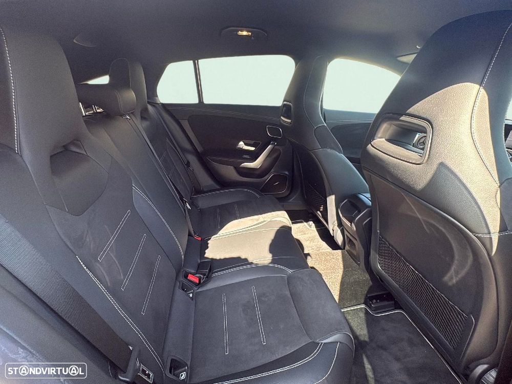 Mercedes-Benz CLA 250 - 16