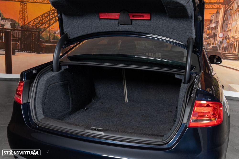 Audi A4 2.7 TDI V6 - 10