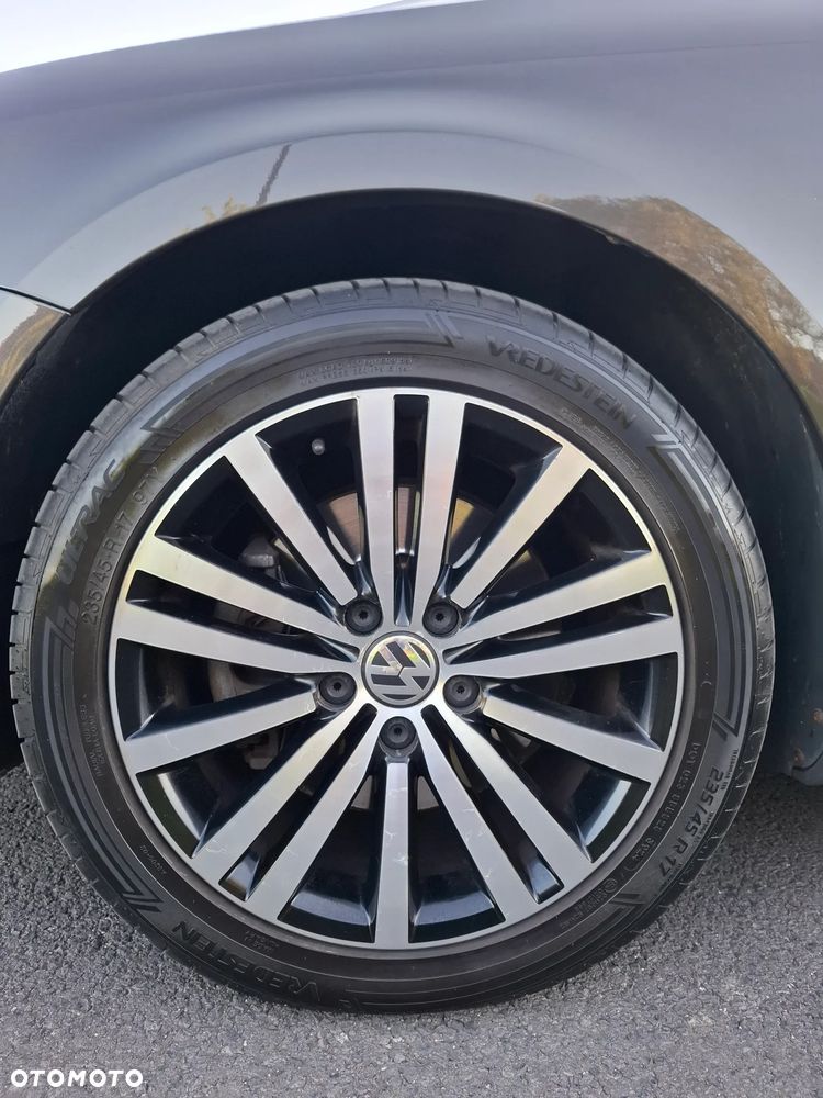 Volkswagen Passat 2.0 TDI Highline DSG - 19