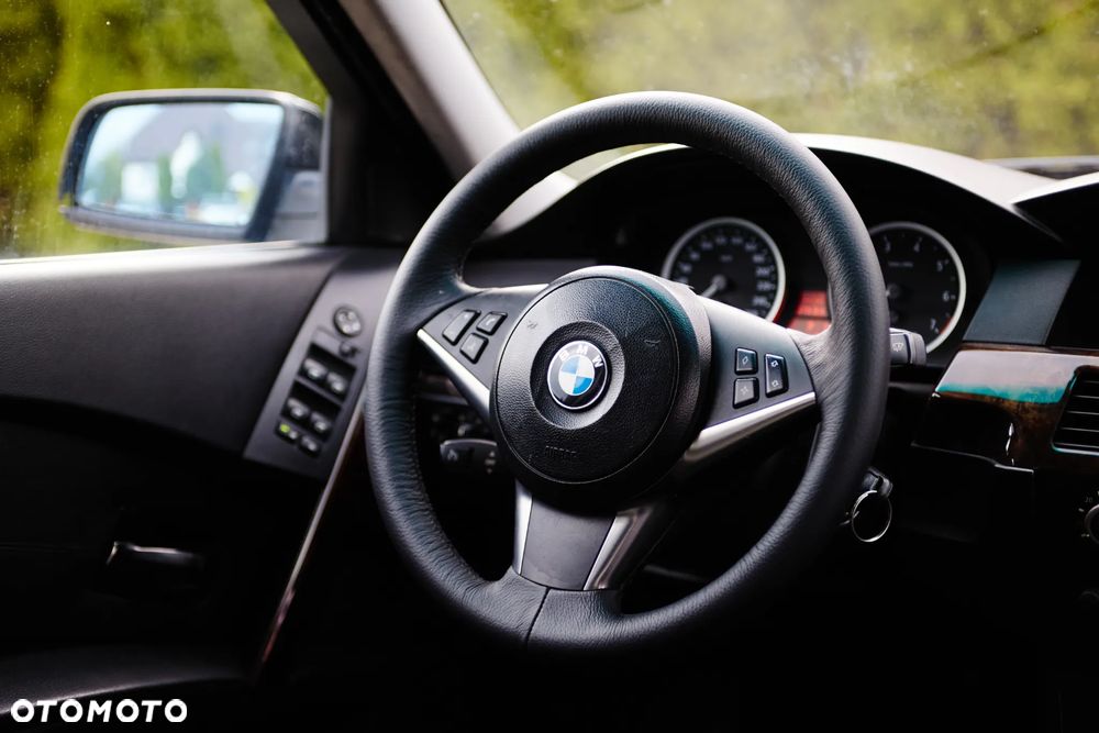 BMW Seria 5 - 23