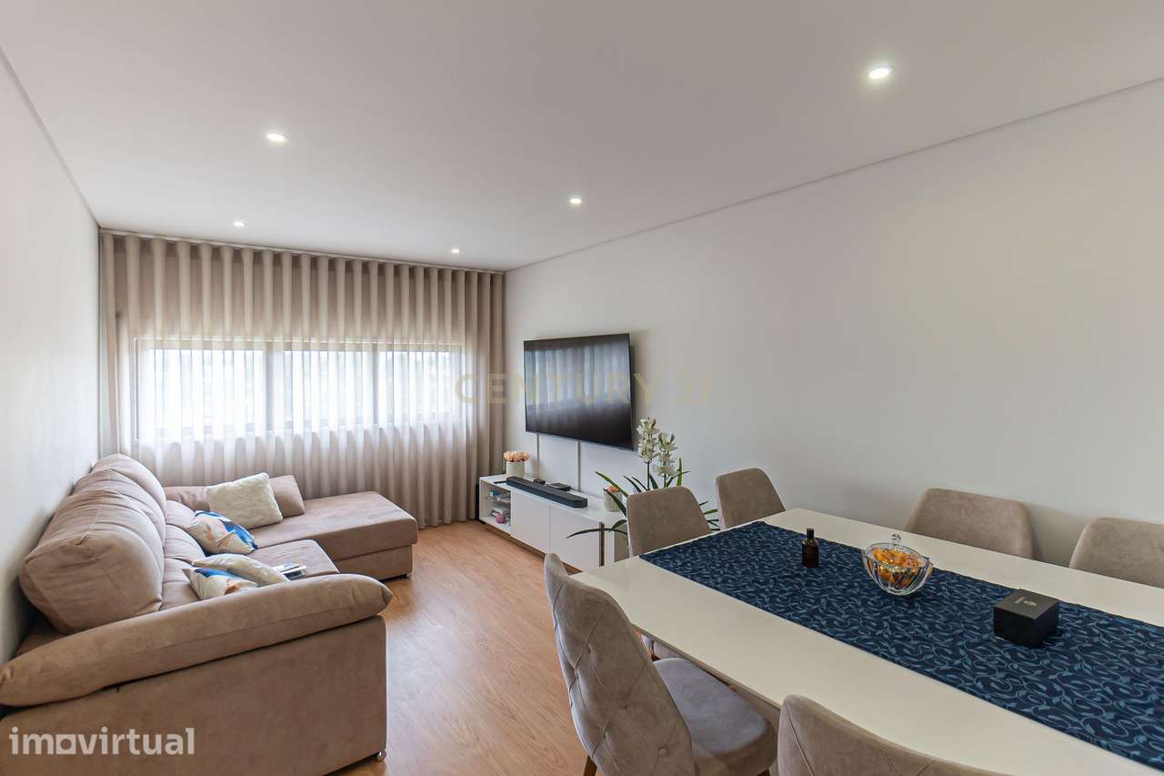 T2 Remodelado e  Mobilado em Perafita, Matosinhos com Vista Panorâmica - Grande imagem: 2/20