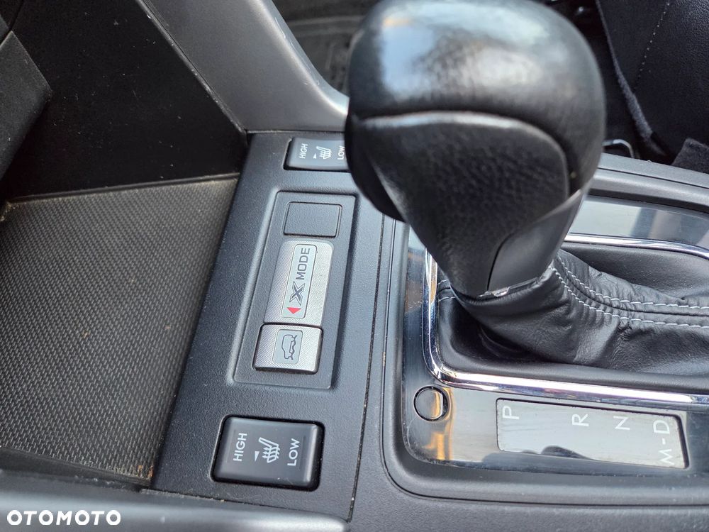 Subaru Forester 2.0XT Platinum Lineartronic EU6 - 14