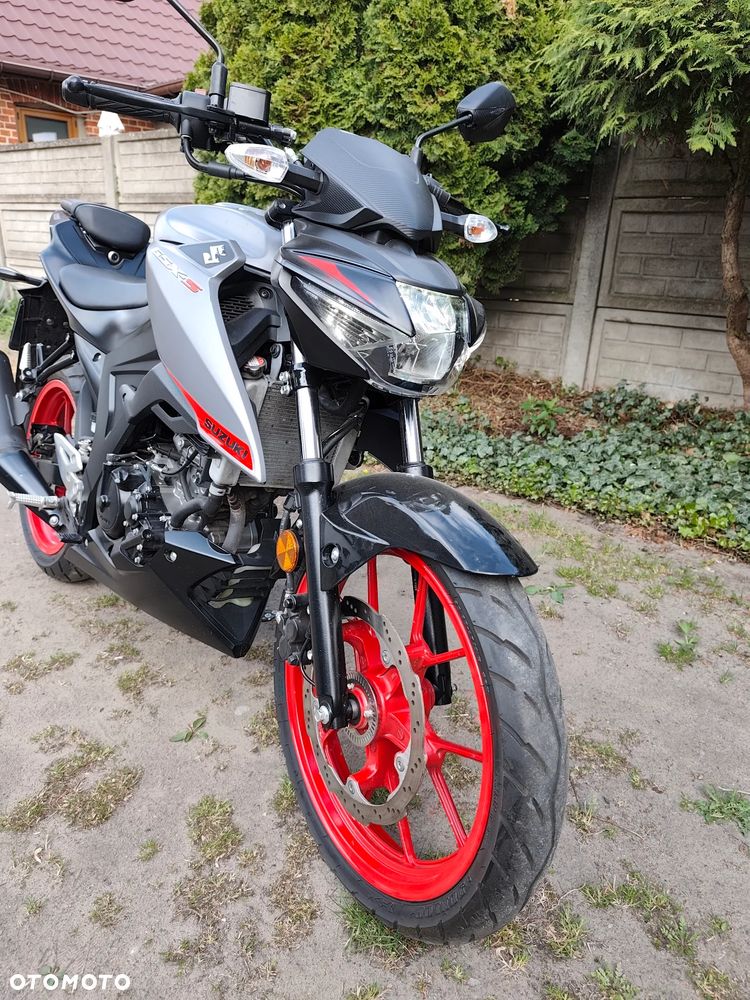 Suzuki GSX - 1