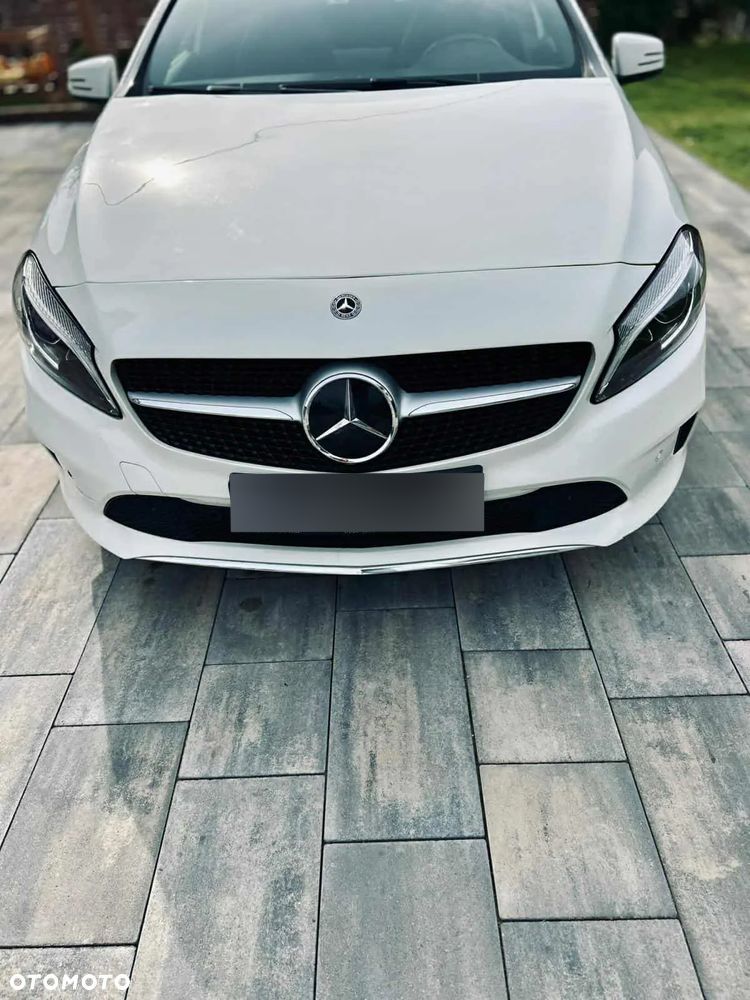 Mercedes-Benz Klasa A 180 7G-DCT - 10