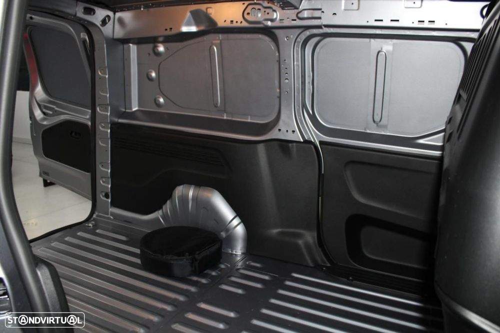 Peugeot Partner Premium - 9