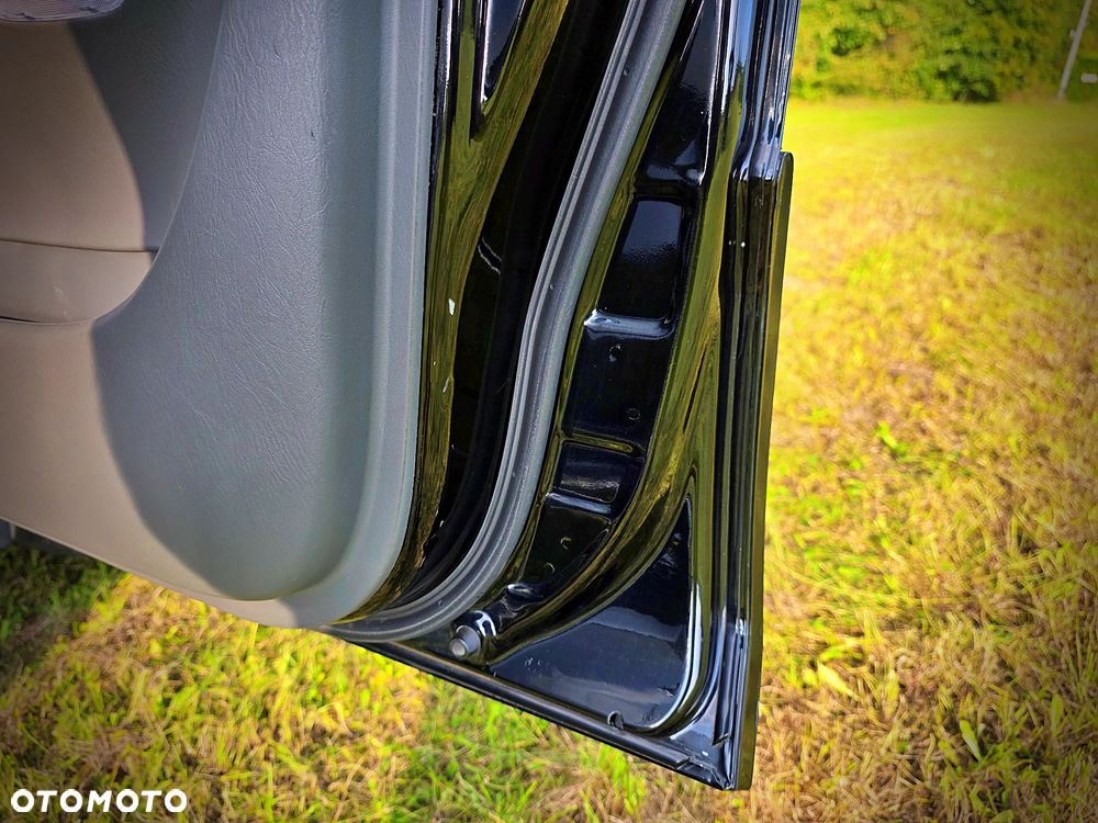 Toyota Land Cruiser - 27