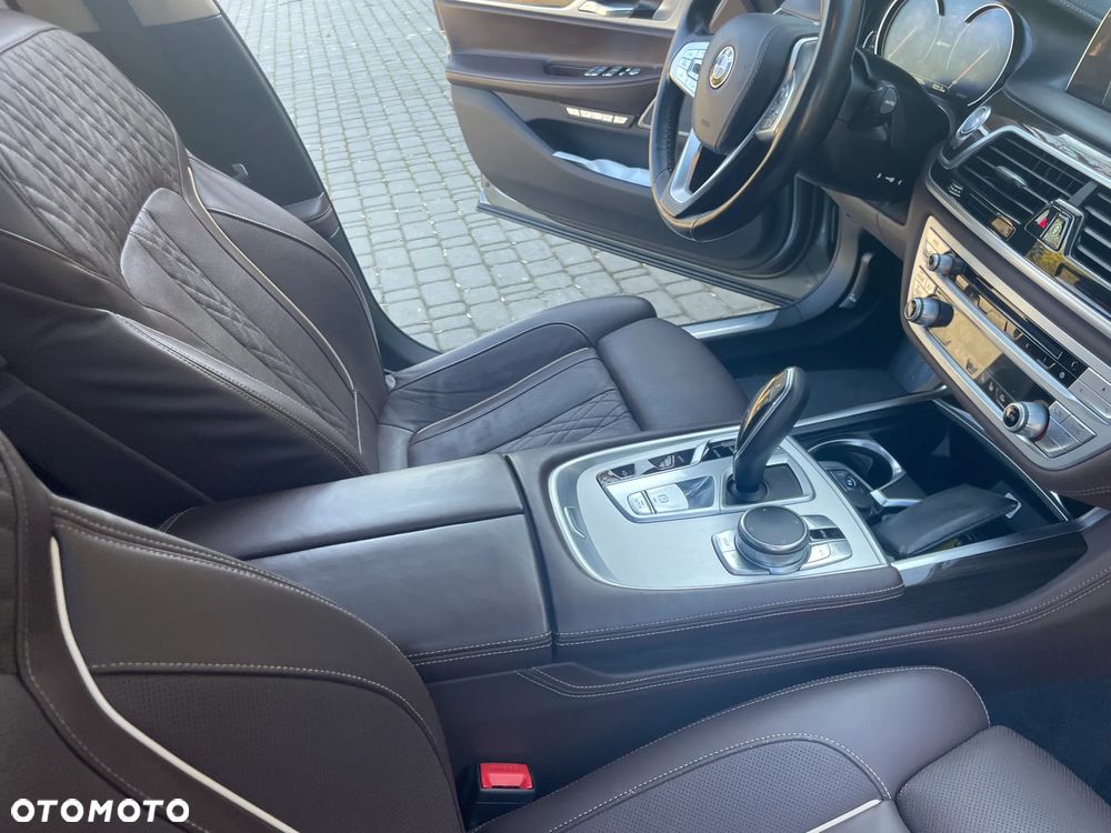 BMW Seria 7 740Le iPerformance - 20