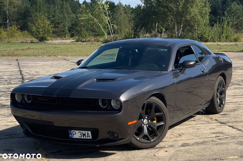 Dodge Challenger - 3