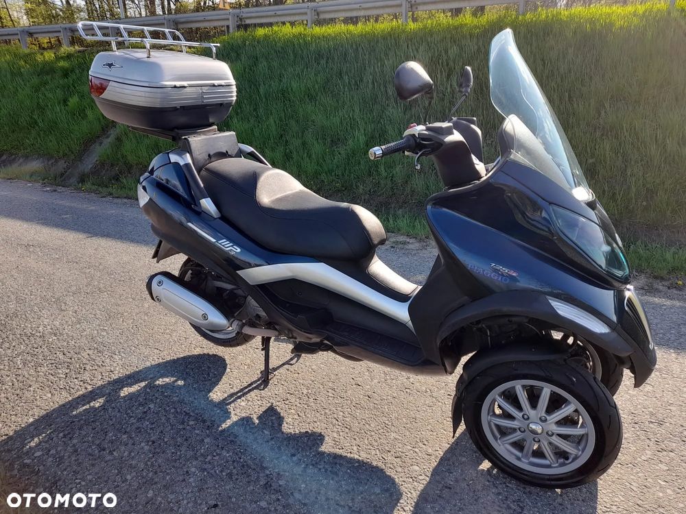 Piaggio MP-3 - 8