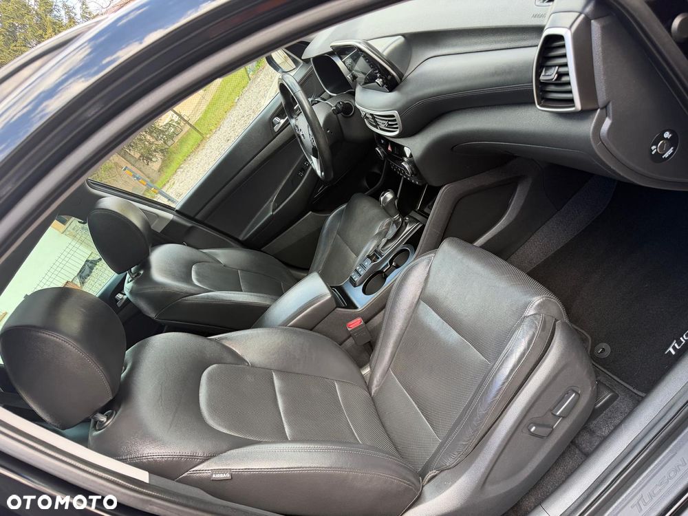 Hyundai Tucson ver-blue-1-6-crdi-2wd-advantageplus - 18