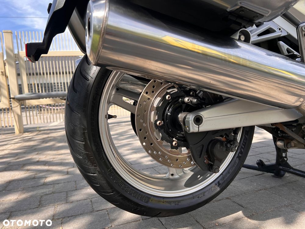 Yamaha FJR - 21