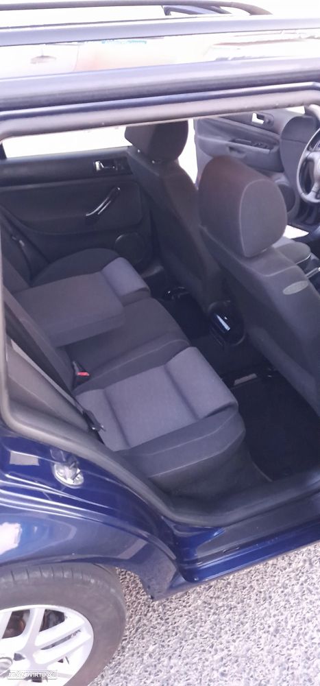 VW Golf Variant 1.9 TDi Confl AC - 11