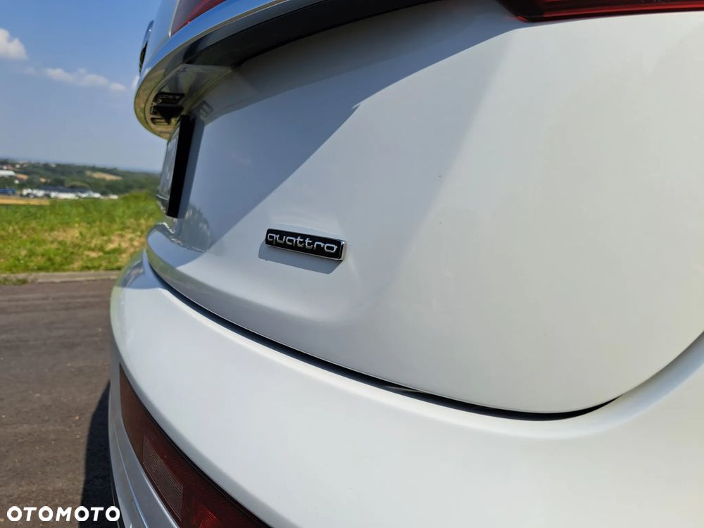 Audi Q5 40 TFSI quattro S tronic - 22