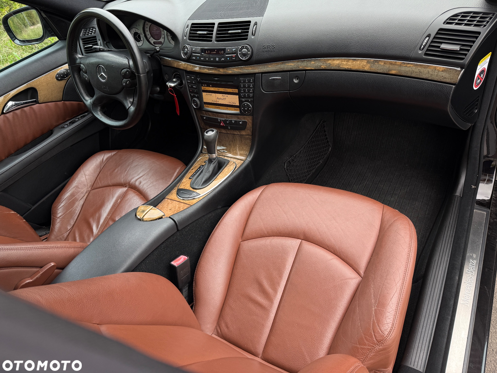 Mercedes-Benz Klasa E 200 T CDI 7G-TRONIC Avantgarde - 23