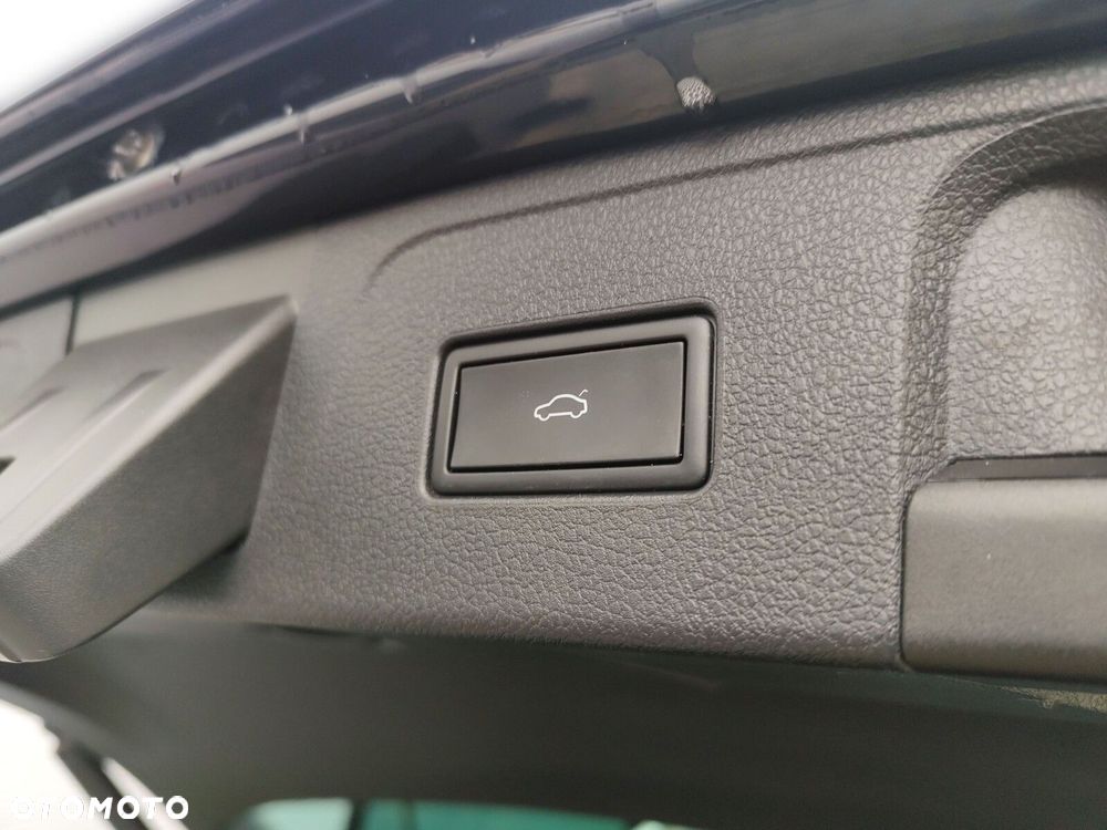 Volkswagen Passat - 19