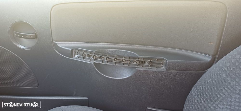 Citroën C2 1.4 HDi SX - 6