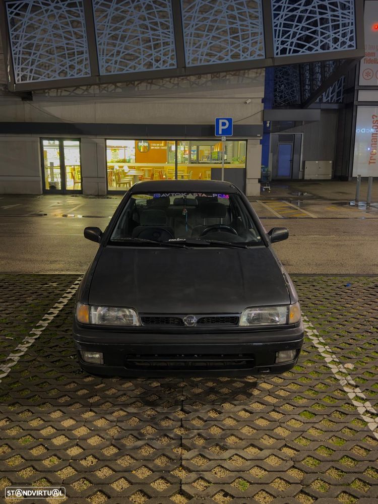 Nissan Sunny Hatchback 1.4 SLX - 2