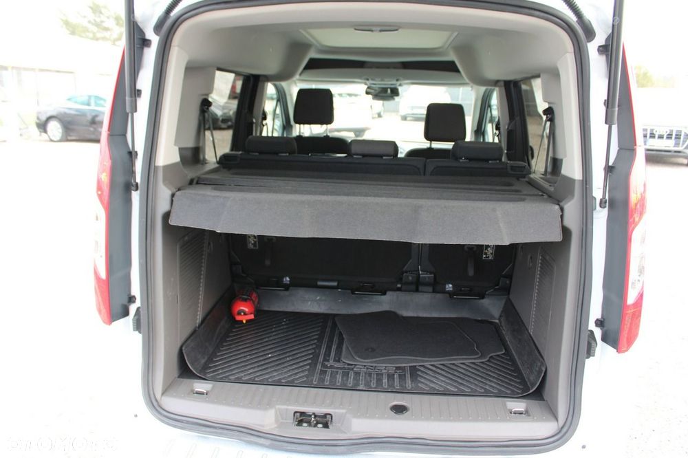 Ford Tourneo Connect - 14