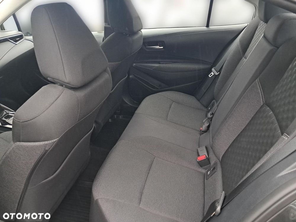 Toyota Corolla - 12