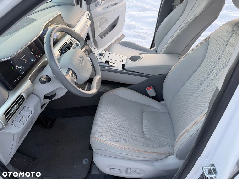 Hyundai NEXO - 8