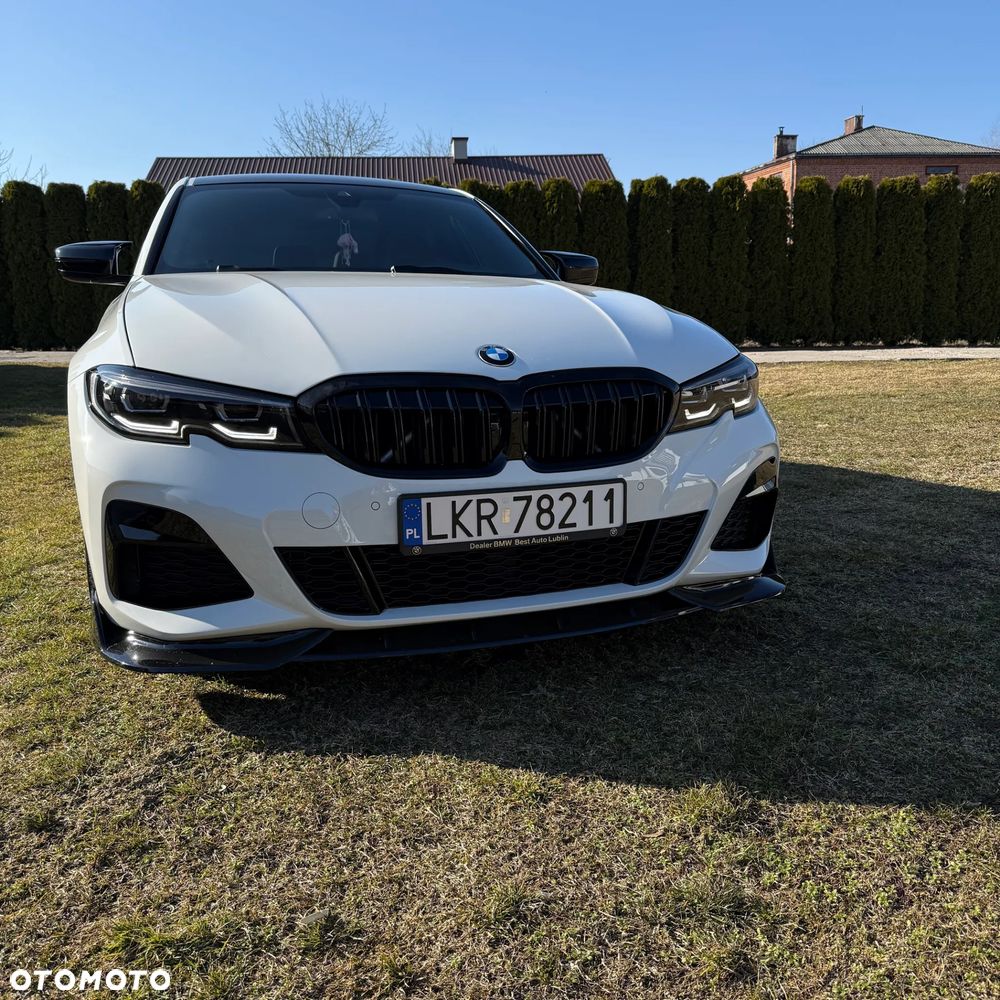 BMW Seria 3 330i xDrive M Sport - 12