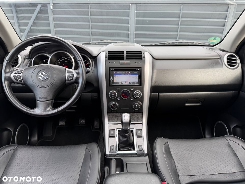 Suzuki Grand Vitara 1.9 DDiS Premium EU5 - 12