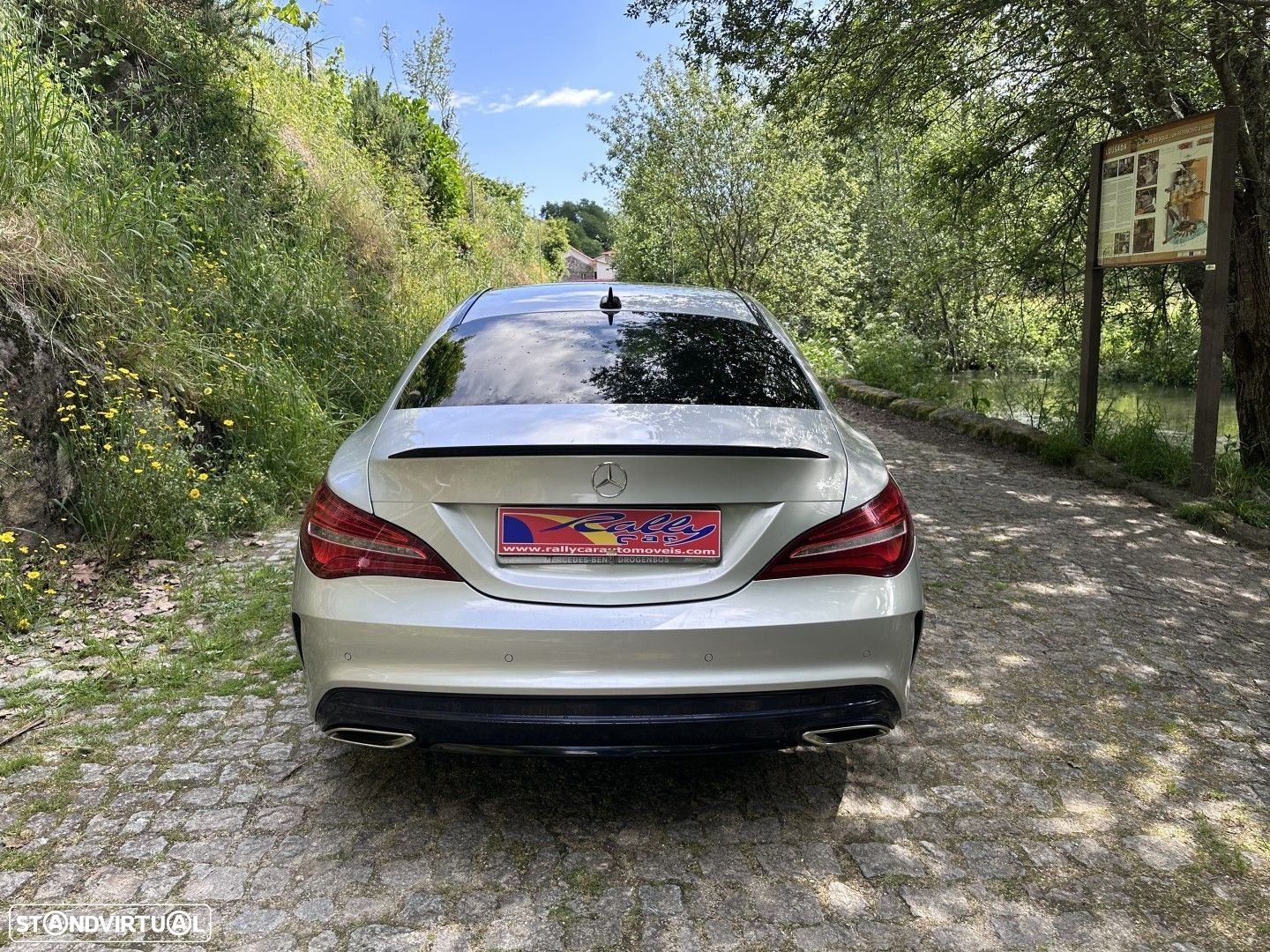 Mercedes-Benz CLA 200 d AMG Line - 28