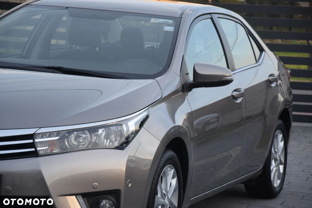 Toyota Corolla 1.6 Valvematic Life Plus - 15