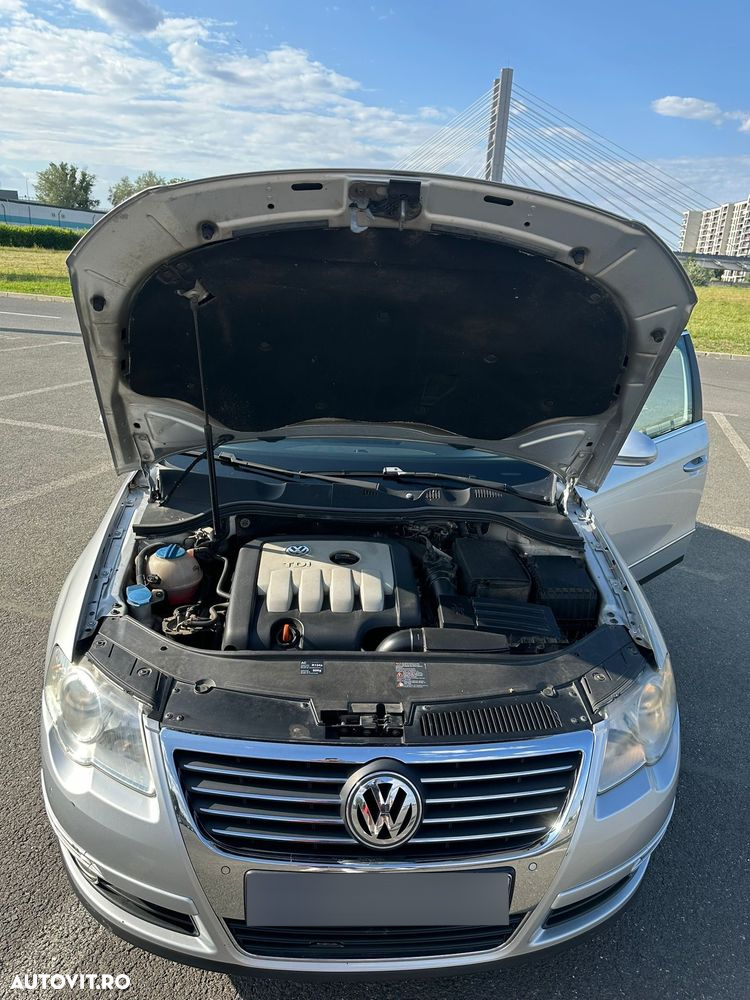Volkswagen Passat Variant 2.0 TDI Highline DPF - 12