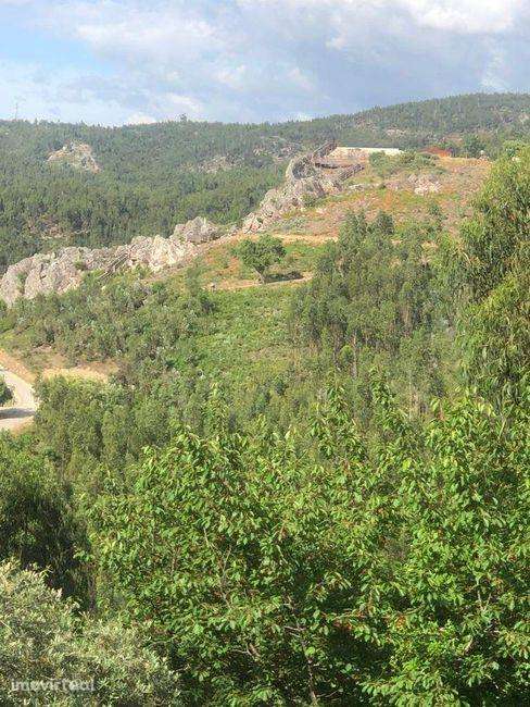 Moradia para reconstruir perto da Praia Fluvial de Fragas de São Simão - Grande imagem: 4/4