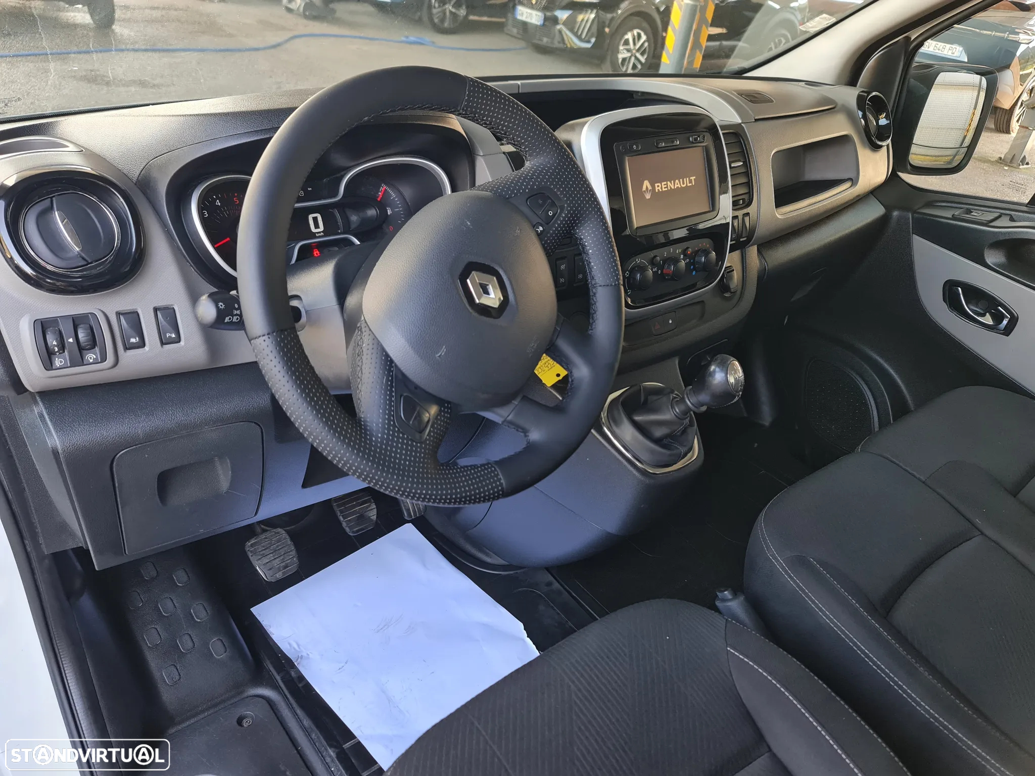 Renault TRAFIC 1.6 Dci 125CV * GPS/ AC/ IVA DEDUTÍVEL * - 14