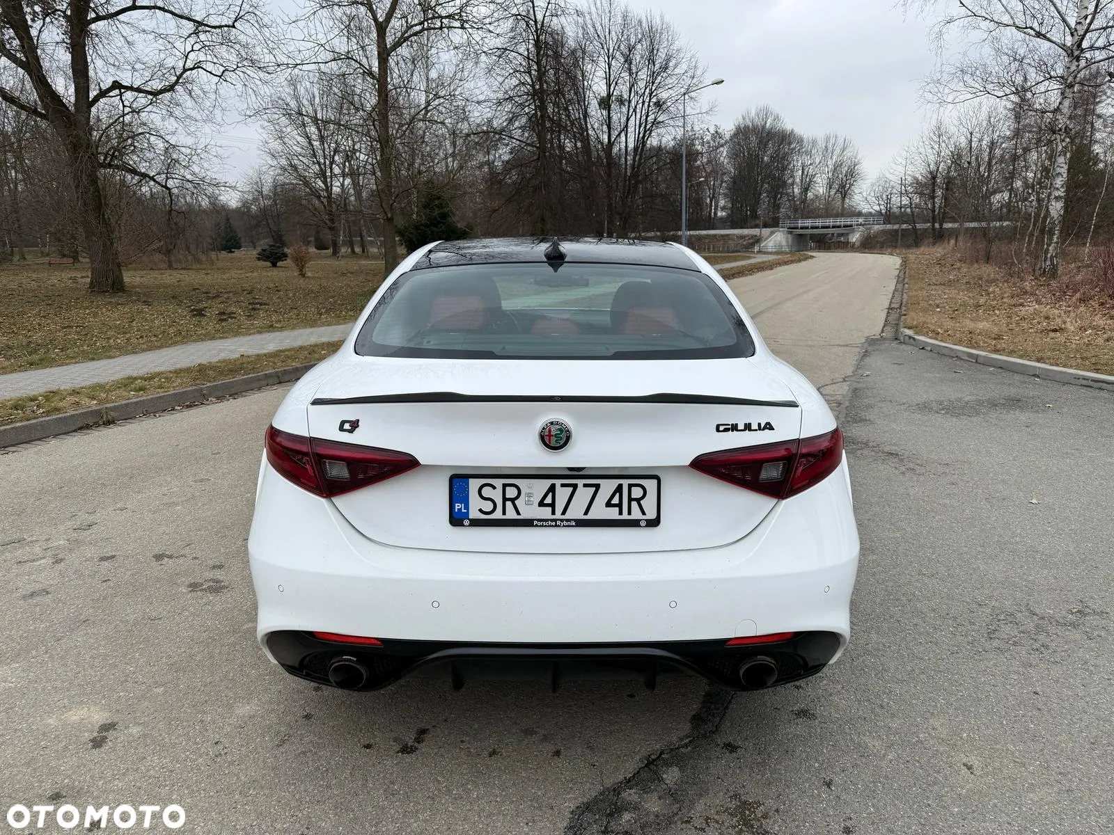 Alfa Romeo Giulia 2.0 Turbo 16V AT8-Q4 Veloce Ti - 6