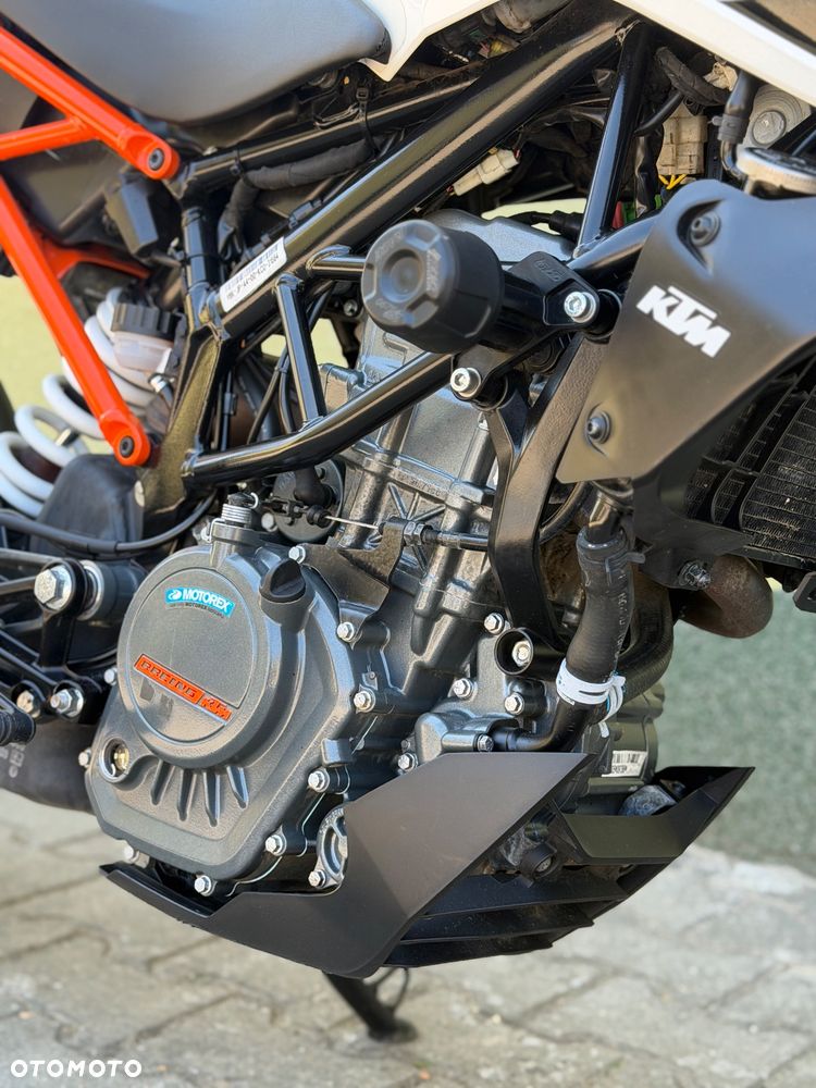 KTM Duke 125 - 5