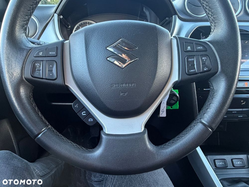 Suzuki Vitara 1.6 DDiS (4x4) Allgrip Comfort+ - 26