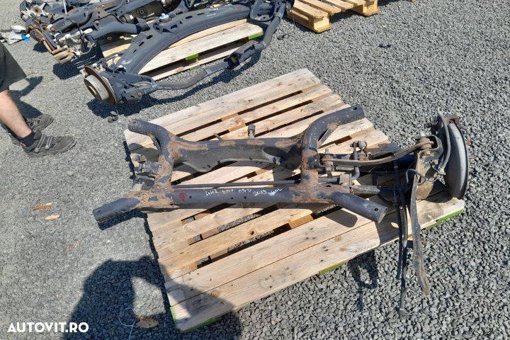 Punte spate Mitsubishi ASX 1 [facelift] [2012 - 2016] Crossover 1.8 C - 2