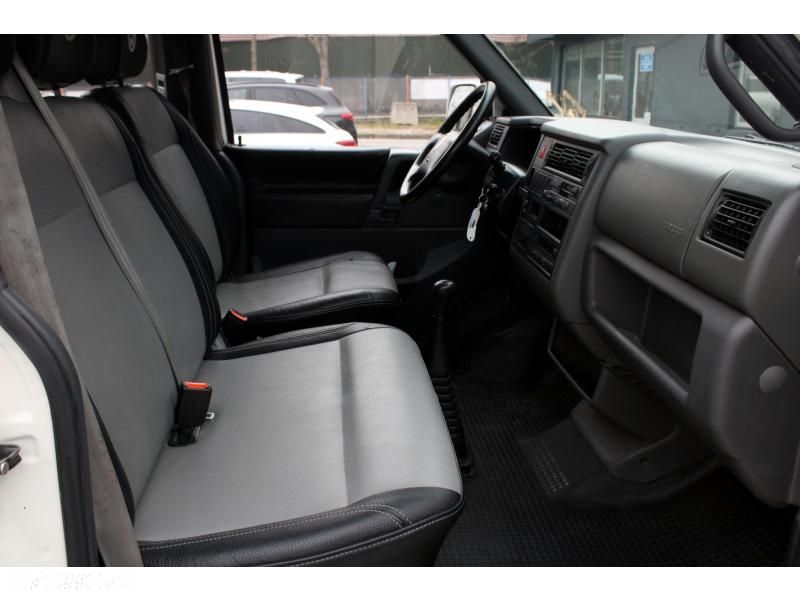 Volkswagen Transporter - 13