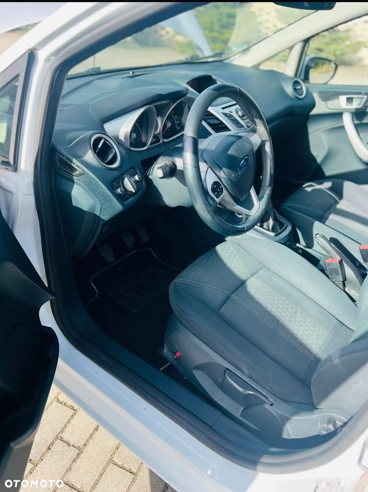 Ford Fiesta - 6