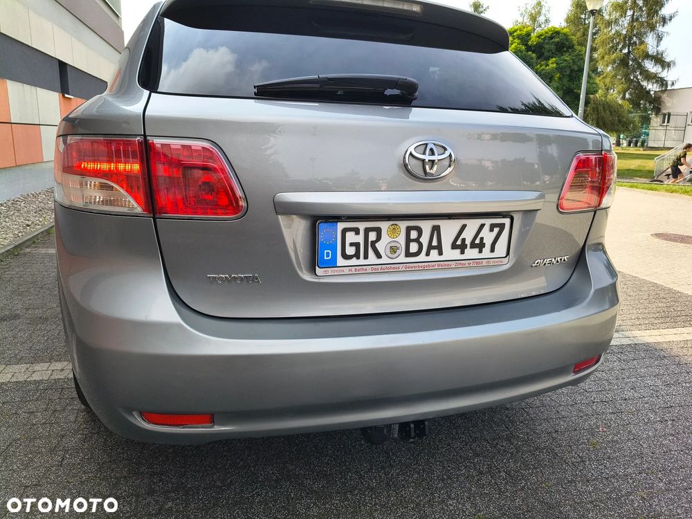 Toyota Avensis 2.2 D-4D Automatik Executive - 34