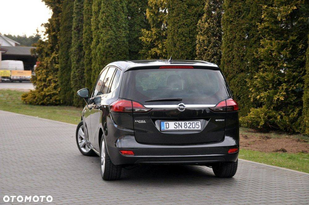 Opel Zafira - 15