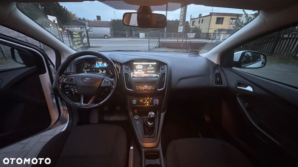 Ford Focus 1.6 TDCi Trend - 13