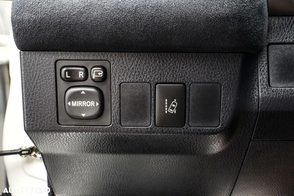 Toyota RAV4 2.5 VVT-i HSD 4x4 Executive - 25