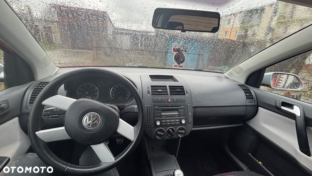 Volkswagen Polo - 8
