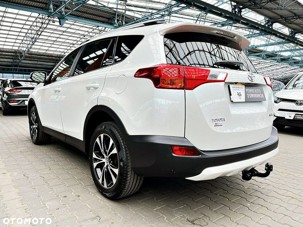 Toyota RAV4 - 10