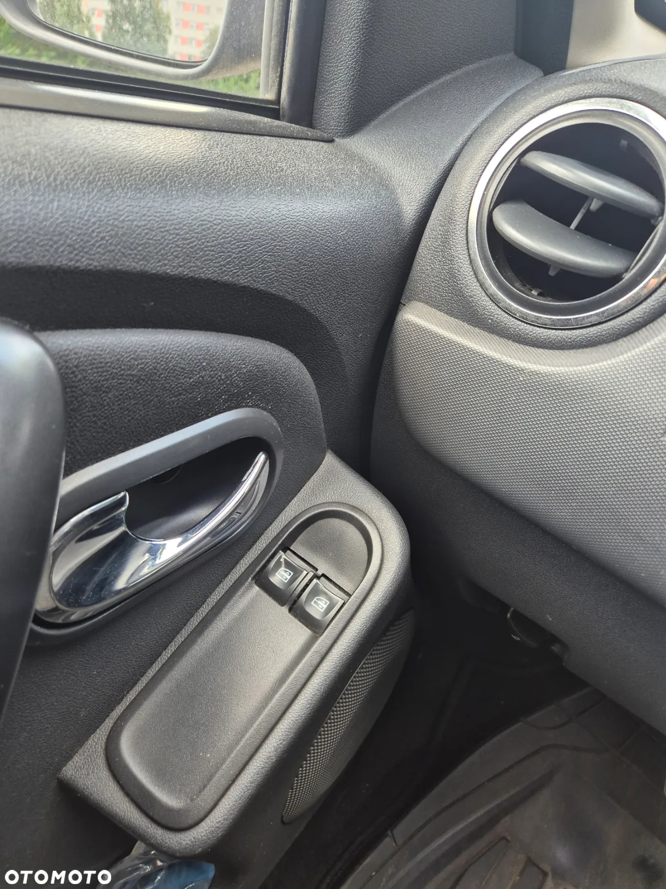 Dacia Duster 1.6 - 5