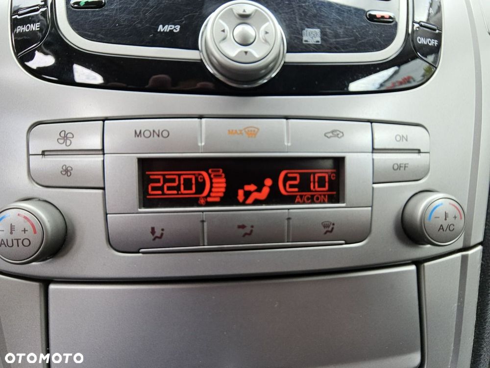 Ford Mondeo 2.0 TDCi Gold X - 25